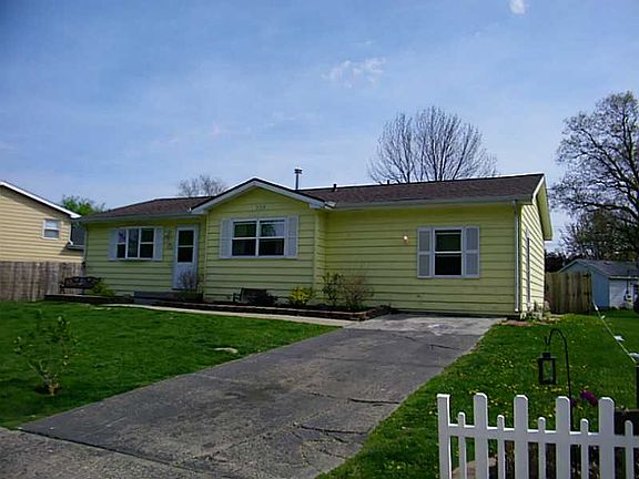 5th image of 1303 Helena Dr