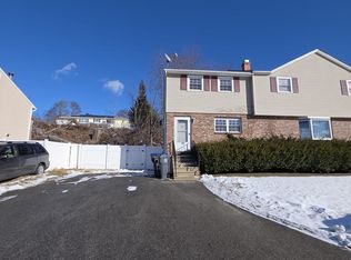 39 Adelaide Ave #1, Methuen, MA 01844