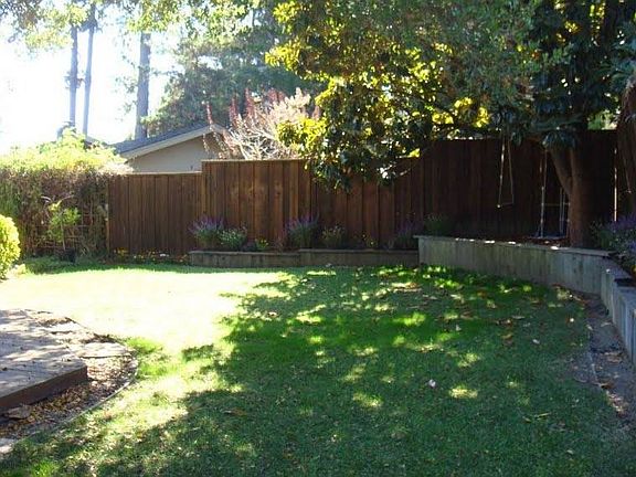 4th image of 130 Caseta Ct