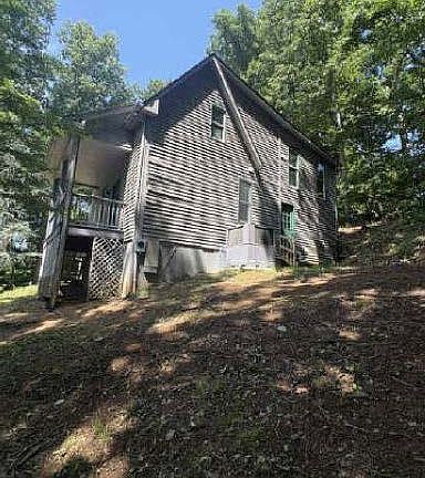 2nd image of 245 Eagle Ridge Dr