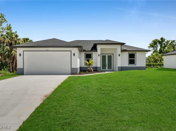 6136 Hershey Ave, Fort Myers, FL 33905