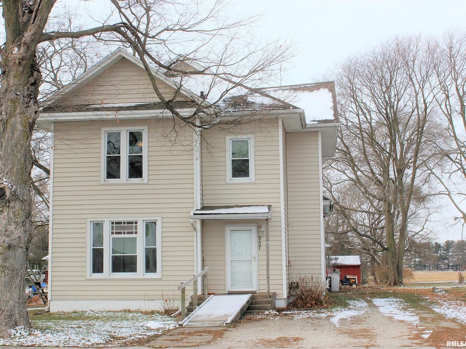 557 N Division St, Woodhull, IL 61490 Zillow