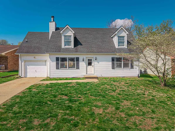 671 Glenmoor Dr, Evansville, IN 47715