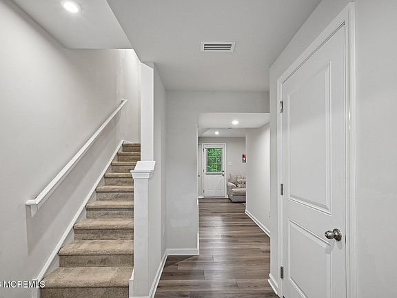 5th image of 1004 Cyprus Court #1004