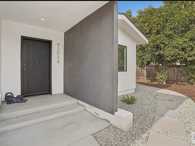 9203 Chaney Ave — Photo 23