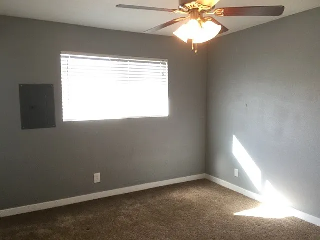 1005 McKinley Ave — Photo 6