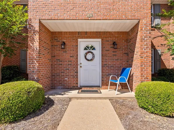 1477 N Donahue Dr APT 1405, Auburn, AL 36830