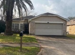 11735 Spring Grove Dr, Houston, TX 77099