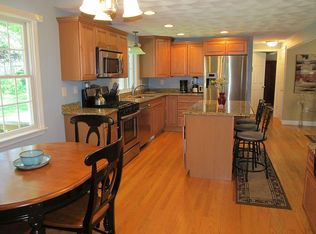 14 Fox Hill Rd, Billerica, MA 01821