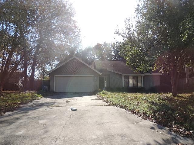 1st image of 2663 Moorsfield Ln