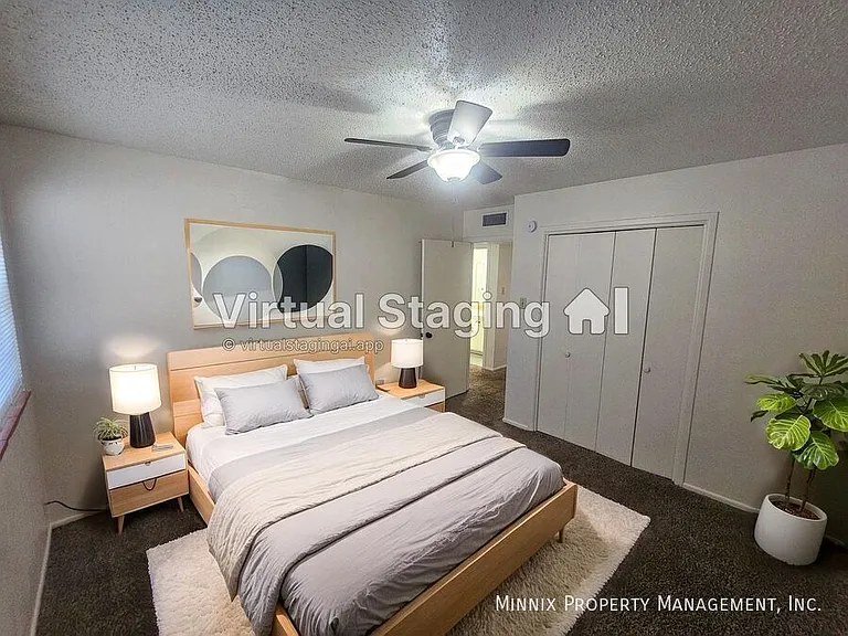 Whispering Oaks 1904 N. Midland — Photo 32