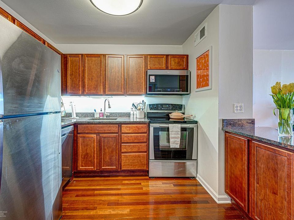 1st image of 222 E Pearson St #26