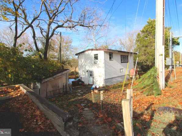 13306 Greensboro Rd, Greensboro, MD 21639