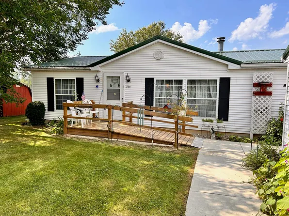 595 Lane 101 Long Beach Lk, Fremont, IN 46737