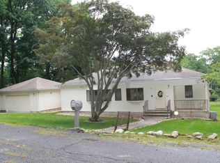 842 Beatrice Pkwy, Edison, NJ 08820