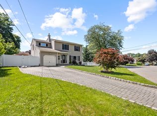 161 River Dr, Lake Hiawatha, NJ 07034