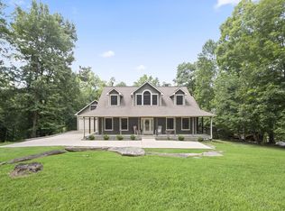 115 Long Point Dr, Rock Island, TN 38581