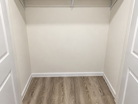 4th image of 204 Harrison St APT 2