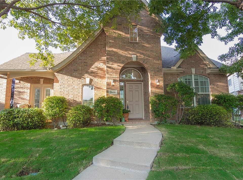 1st image of 2600 Grand Canyon Ct