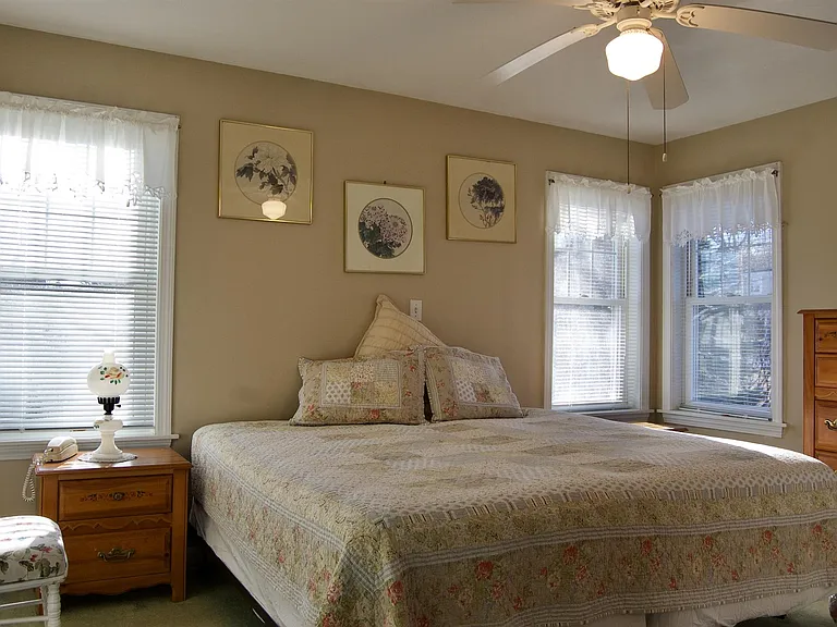 10 Power Ave — Photo 19