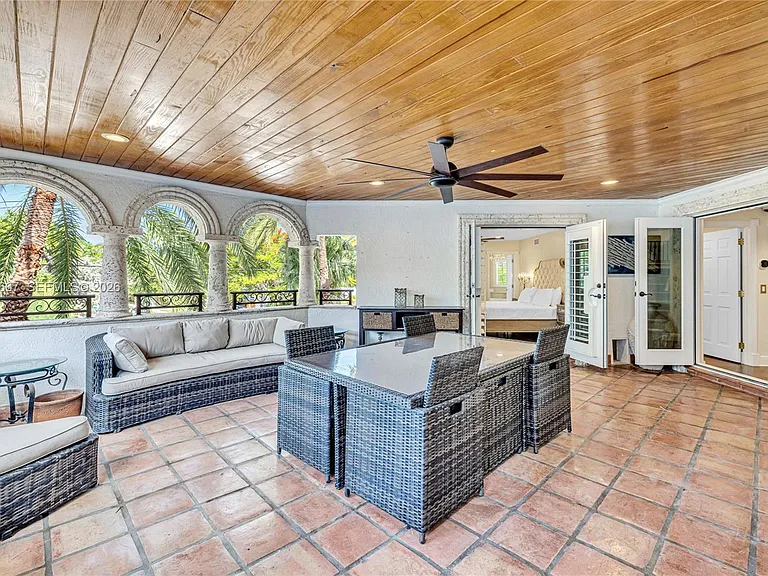 625 Poinciana Dr — Photo 46