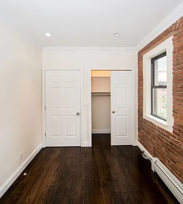 Rented by Icon Realty Management | media 3