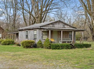 35 Airport Ln, Stewart, TN 37175