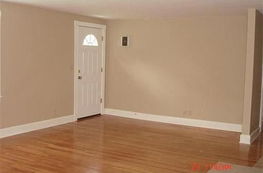 3rd image of 81 Belmont St