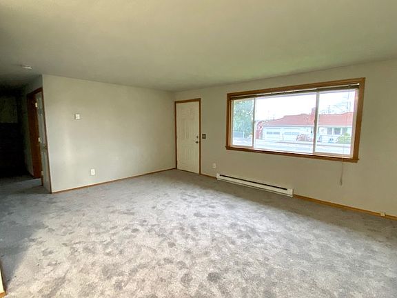 3rd image of 50 SE Pasek St Unit 1