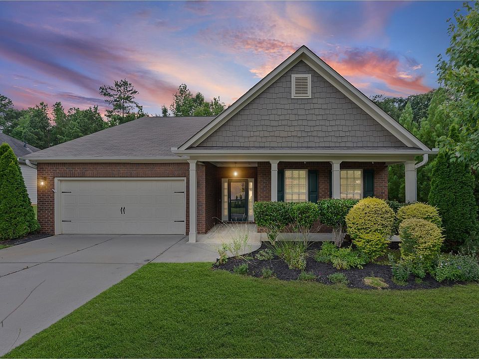 1st image of 28 Trailwood Dr