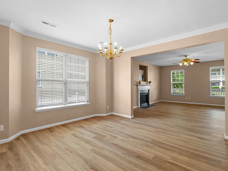 249 W Gilbert St — Photo 6