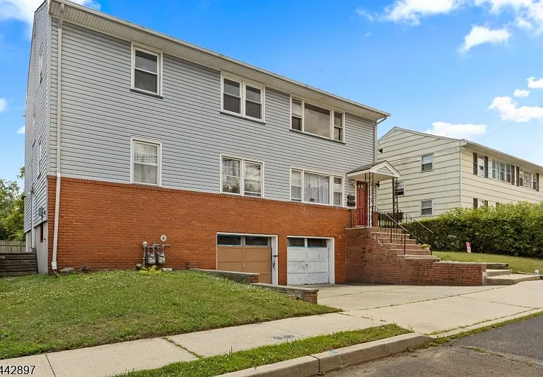 1755 Winfield St #2 — Photo 2