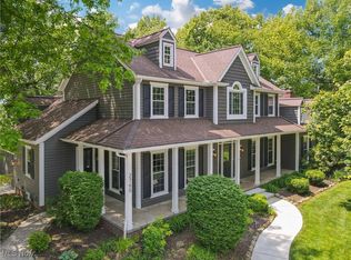 2760 Parkside Dr, Hudson, OH 44236