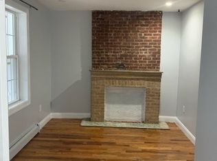 827 S Oak Dr, Bronx, NY 10467