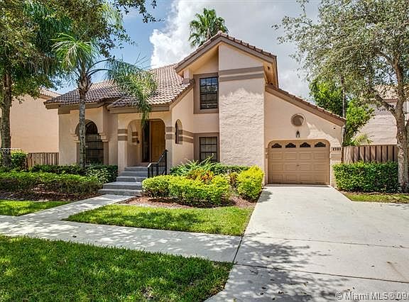 3rd image of 1731 NW 107th Ter