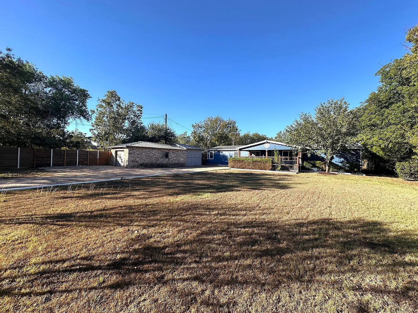 Rare find: a well-maintained, single-story, 4 bedrooms, 2.5 baths home on a large private lot in ... — Photo 2