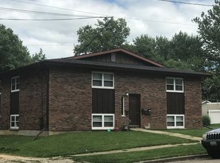 526 S Peoria Ave, Dixon, IL