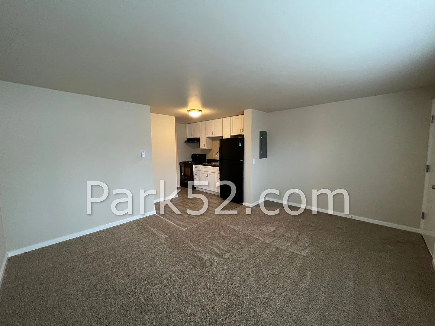 2nd Floor 1 Bedroom Apartment — Photo 4