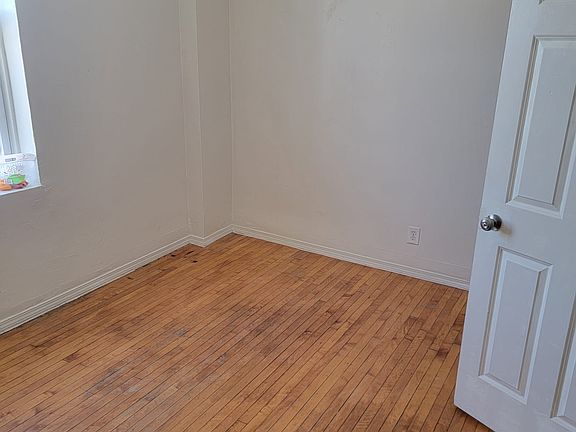 3rd image of 3825 W Chicago Ave Unit 1