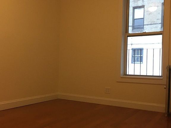 5th image of 4130 49th St APT 1F