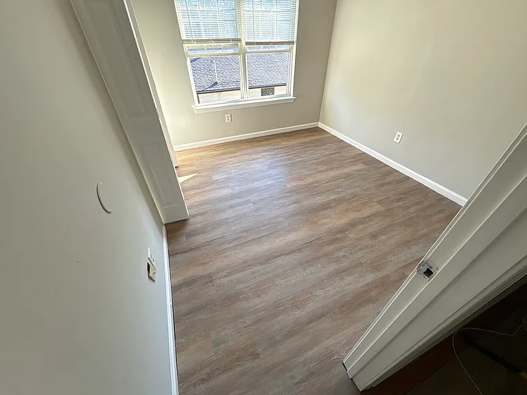 886 Mildred Pl NW — Photo 9