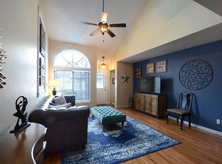 5528 E Fillmore Cir NE, Fridley, MN 55432