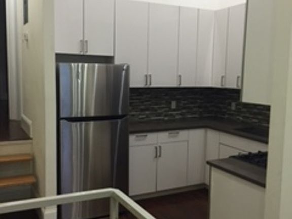 4th image of 46 New York Ave APT 3