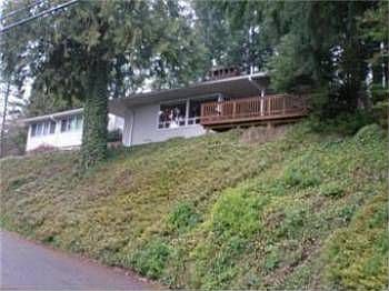 1st image of 2334 E Lynnwood Dr
