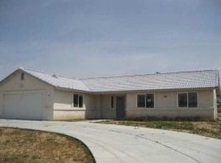 16719 Neenach Rd, Apple Valley, CA 92307