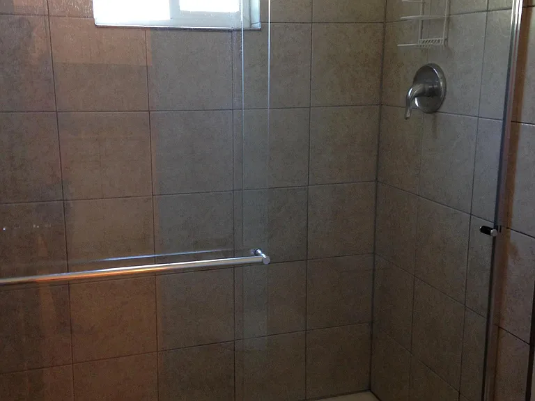 918 James Ct #2 — Photo 4