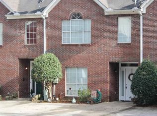 1002 Old Rocky Ridge Ln, Birmingham, AL 35216