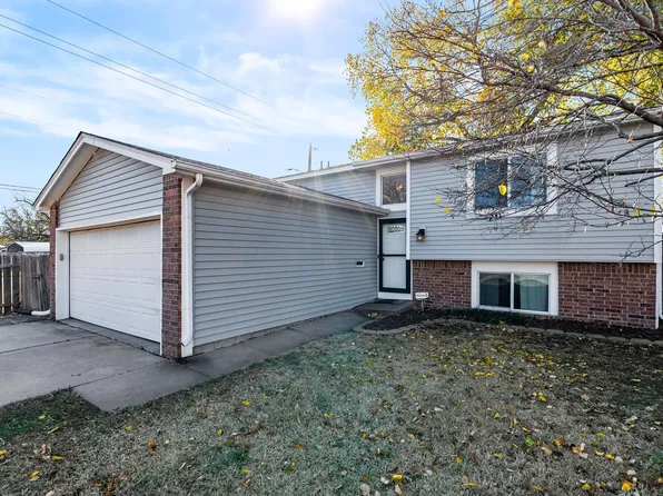 2503 W Sunnybrook Ln, Wichita, KS 67217