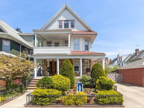 247 E 3rd St, Brooklyn, NY 11218