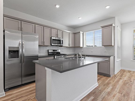 4th image of 20605B Haygrazer Way